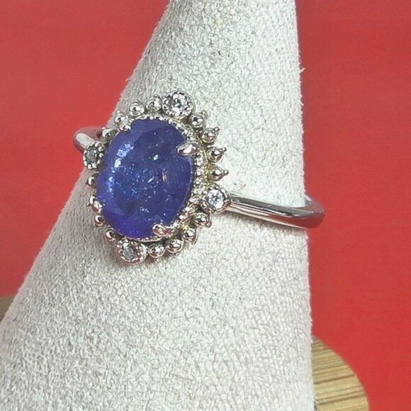 925 Sterling Silver Ring Sz 7 with Natural Oval Tanzanite 8x6mm & Cz - Picture 2 of 10